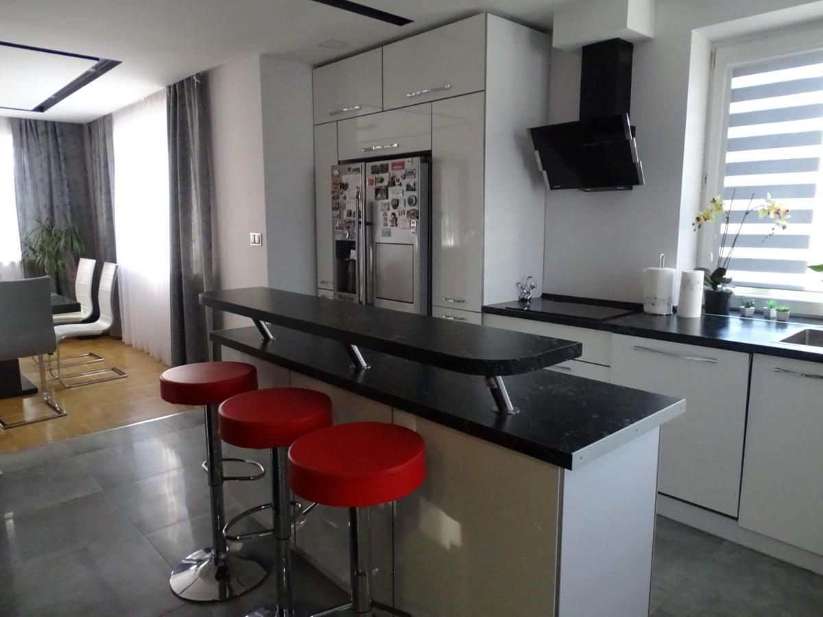 Villa Sanriver Przemysl Bagian luar foto
